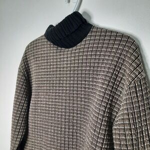 Women's Zara Long Sleeve Turtleneck Shirt Sweater Black & Tan Plaid Size Small